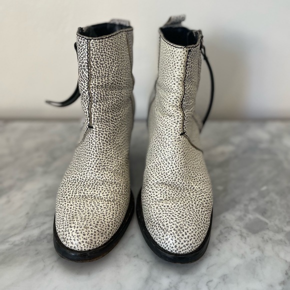 Acne Studios Pistol Suede Ecru Boot 39 Leather Women 8.5 m Fringe Ankle Booties - Picture 2 of 7